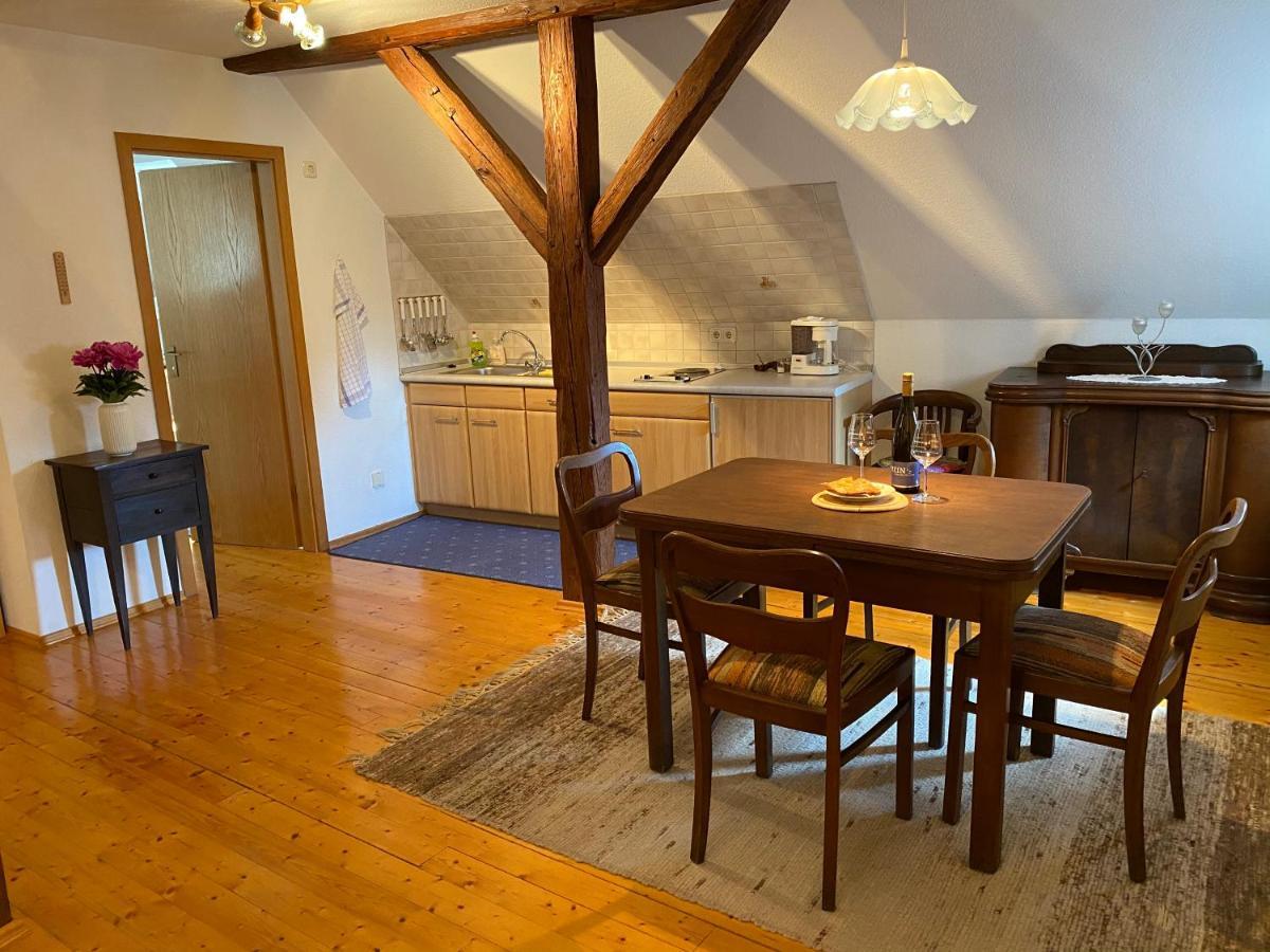 Ferienwohnung Wohlsein Фріккенгаузен-ам-Майн Екстер'єр фото