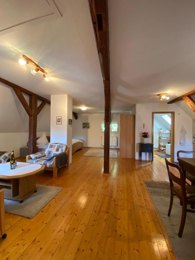 Ferienwohnung Wohlsein Фріккенгаузен-ам-Майн Екстер'єр фото