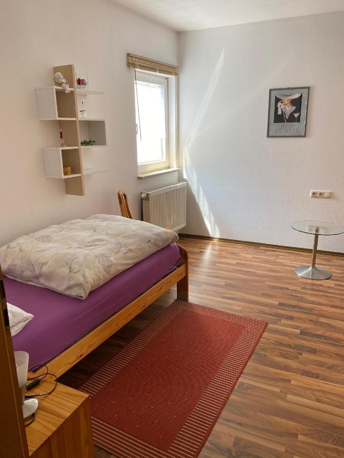 Ferienwohnung Wohlsein Фріккенгаузен-ам-Майн Екстер'єр фото